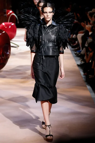 Look 40
